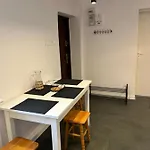 Rybakowka Nad Jeziorem Wicko Farma *