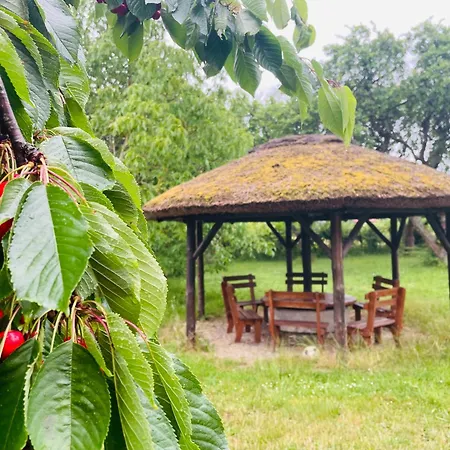 Rybakowka Nad Jeziorem Wicko * Jezierzany