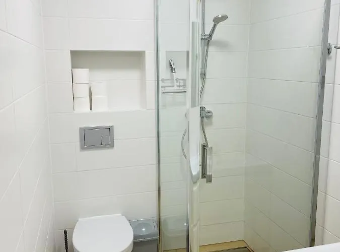 Rybakówka Nad Jeziorem Wicko * Jezierzany