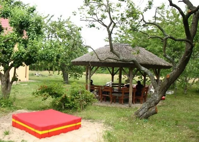 Rybakówka Nad Jeziorem Wicko Agroturismo Jezierzany